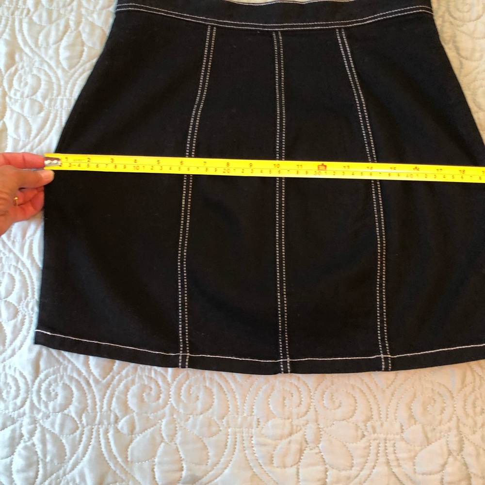 Cute Short Skirt - image 3